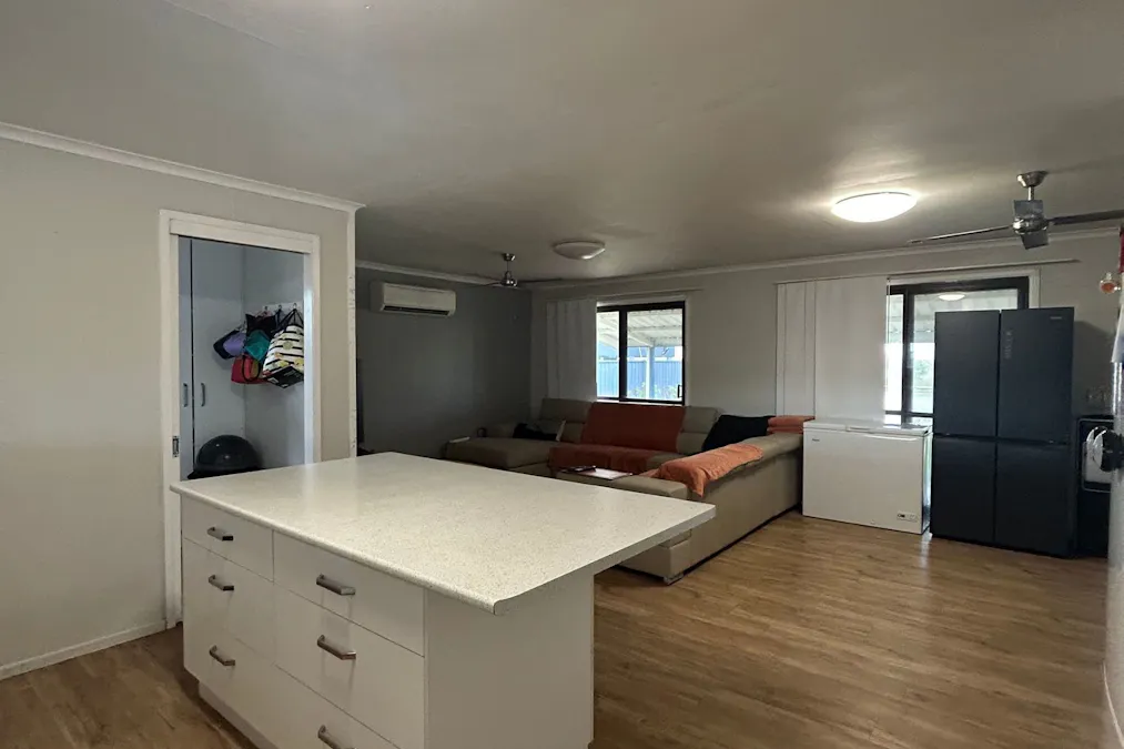 59  Goldring Street, Julia Creek, QLD, 4823 - Image 3