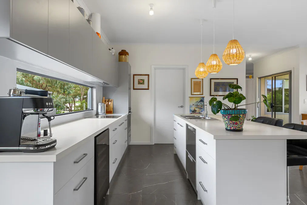 8 Adelaide North Road, Watervale, SA, 5452 - Image 4