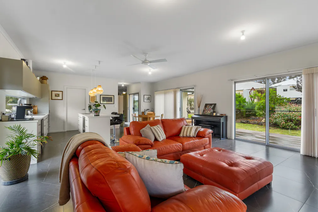 8 Adelaide North Road, Watervale, SA, 5452 - Image 10