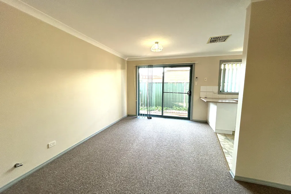 2/256 Brisbane Street, Dubbo, NSW, 2830 - Image 3