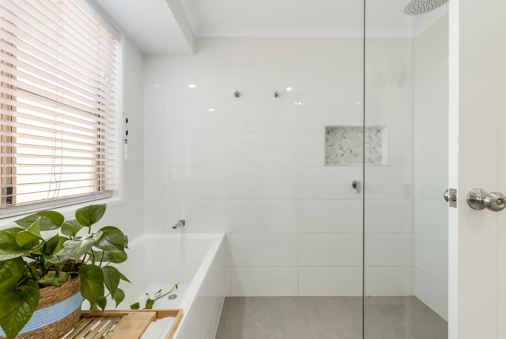 3 Catherine Crescent, Kingsthorpe, QLD, 4400 - Image 13