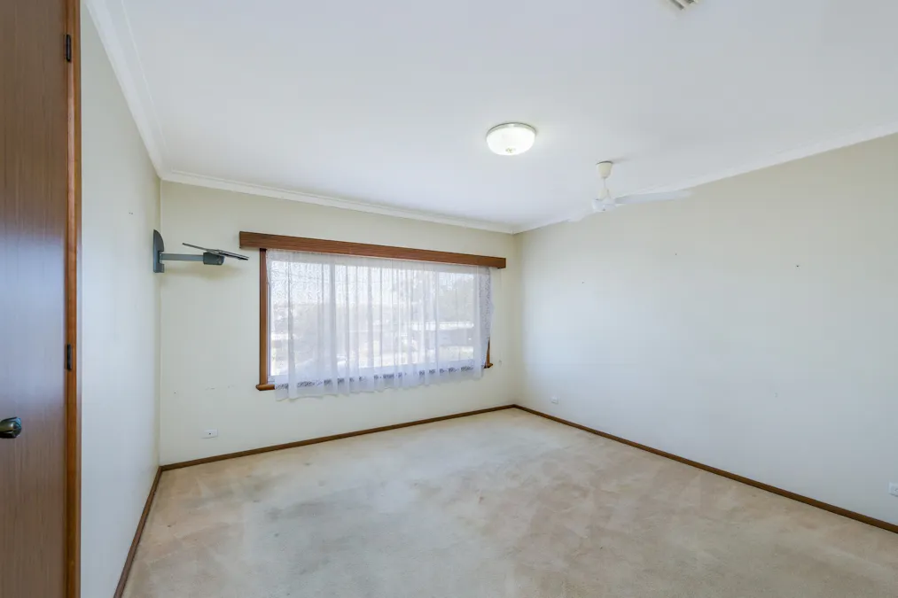74 Kennedy Street, Northam, WA, 6401 - Image 14