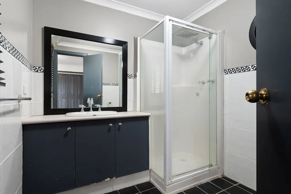 29 Montefiore Street, Australind, WA, 6233 - Image 7