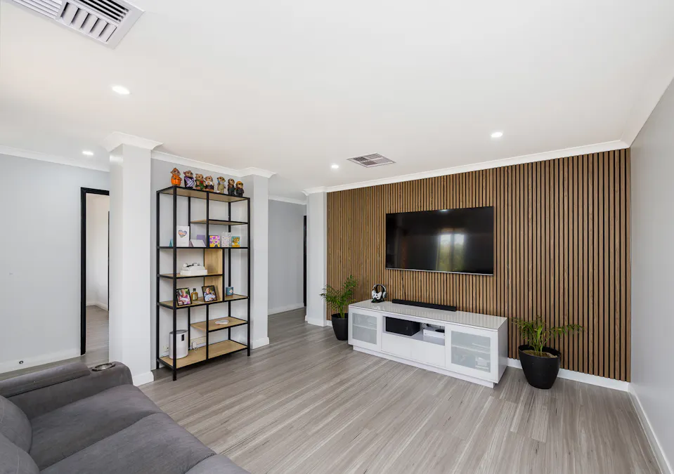 137 Throssell Street, Northam, WA, 6401 - Image 2