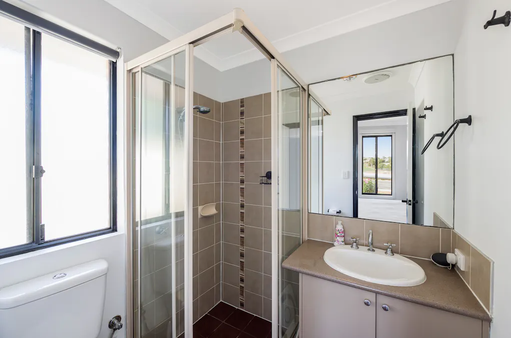 137 Throssell Street, Northam, WA, 6401 - Image 6