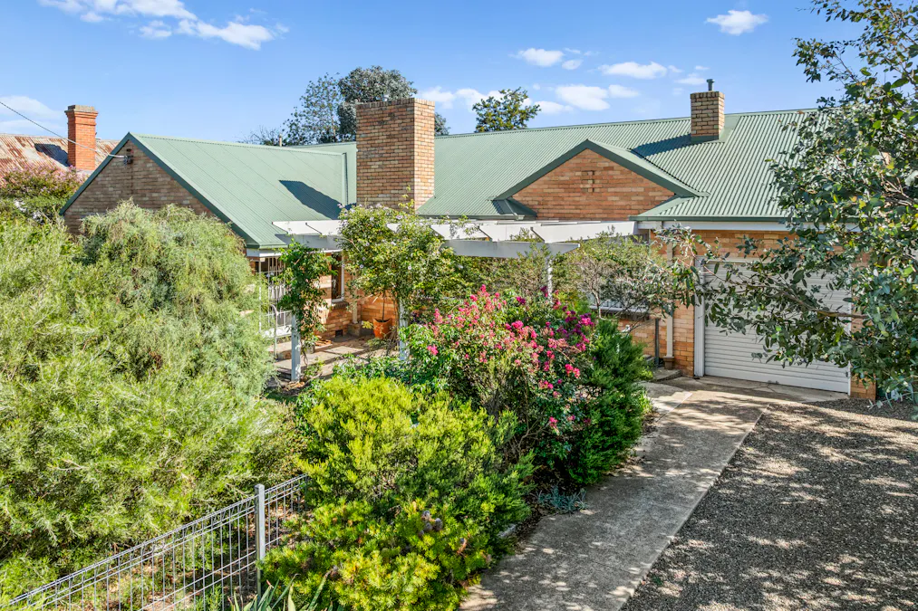 8 Bury Street, Euroa, VIC, 3666 - Image 1