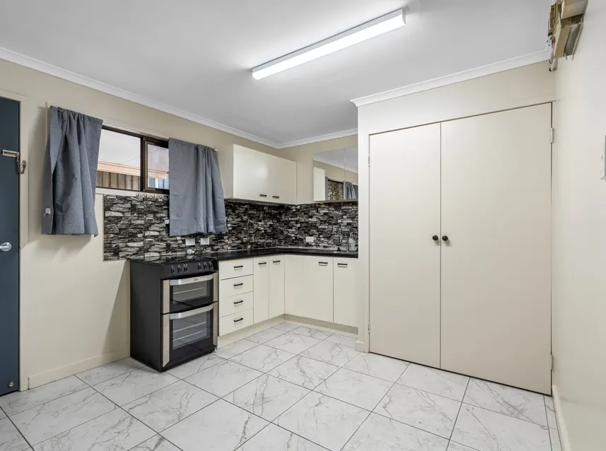 3/19 Clifton Street, Booval, QLD, 4304 - Image 4