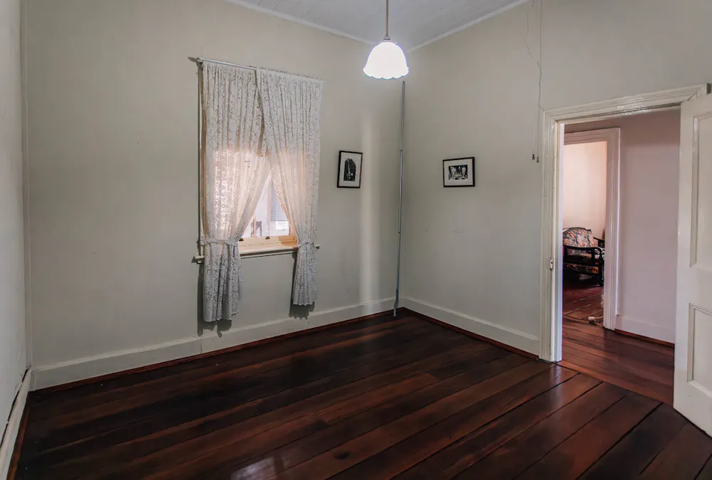 30 South Street, York, WA, 6302 - Image 5