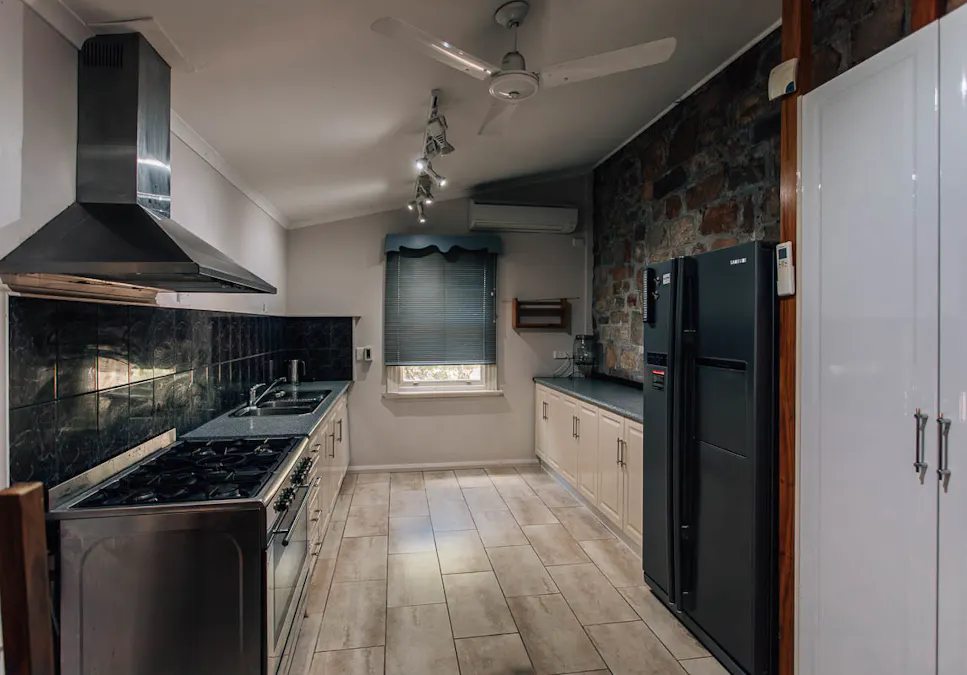 30 South Street, York, WA, 6302 - Image 6