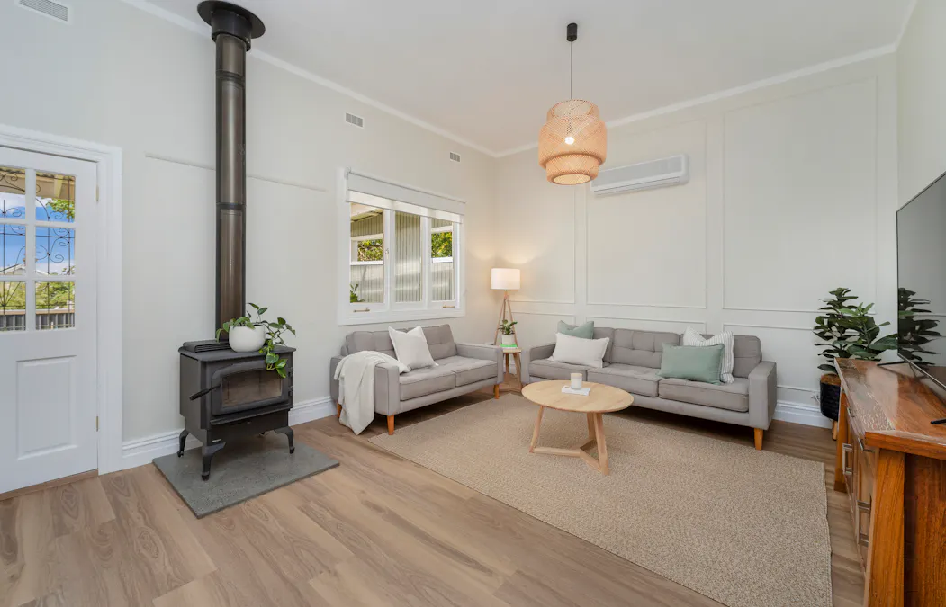 16 Clarendon Street, Hamilton, VIC, 3300 - Image 7