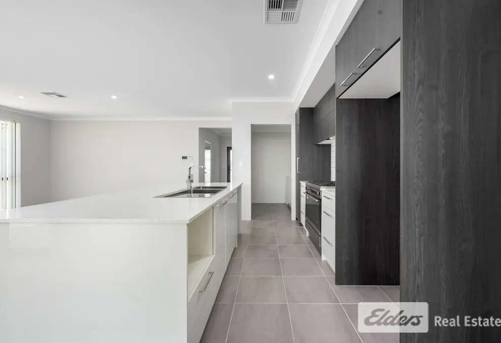 5 Kembla Way, Lakelands, WA, 6180 - Image 5