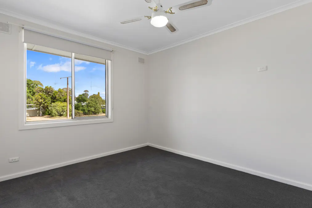 9 Civic Avenue, Waikerie, SA, 5330 - Image 8