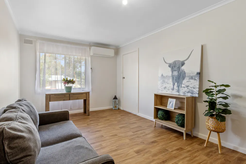 9 Civic Avenue, Waikerie, SA, 5330 - Image 5