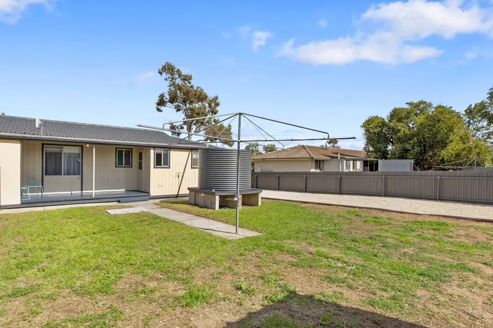 9 Civic Avenue, Waikerie, SA, 5330 - Image 12