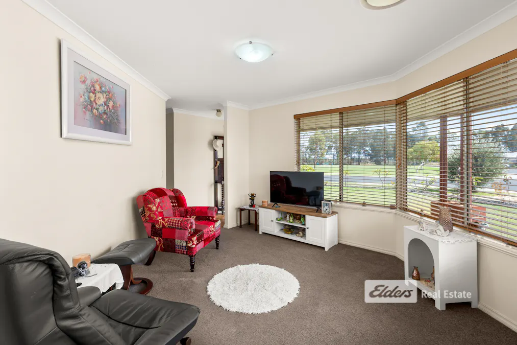 14 Westwind Crescent, Harvey, WA, 6220 - Image 10