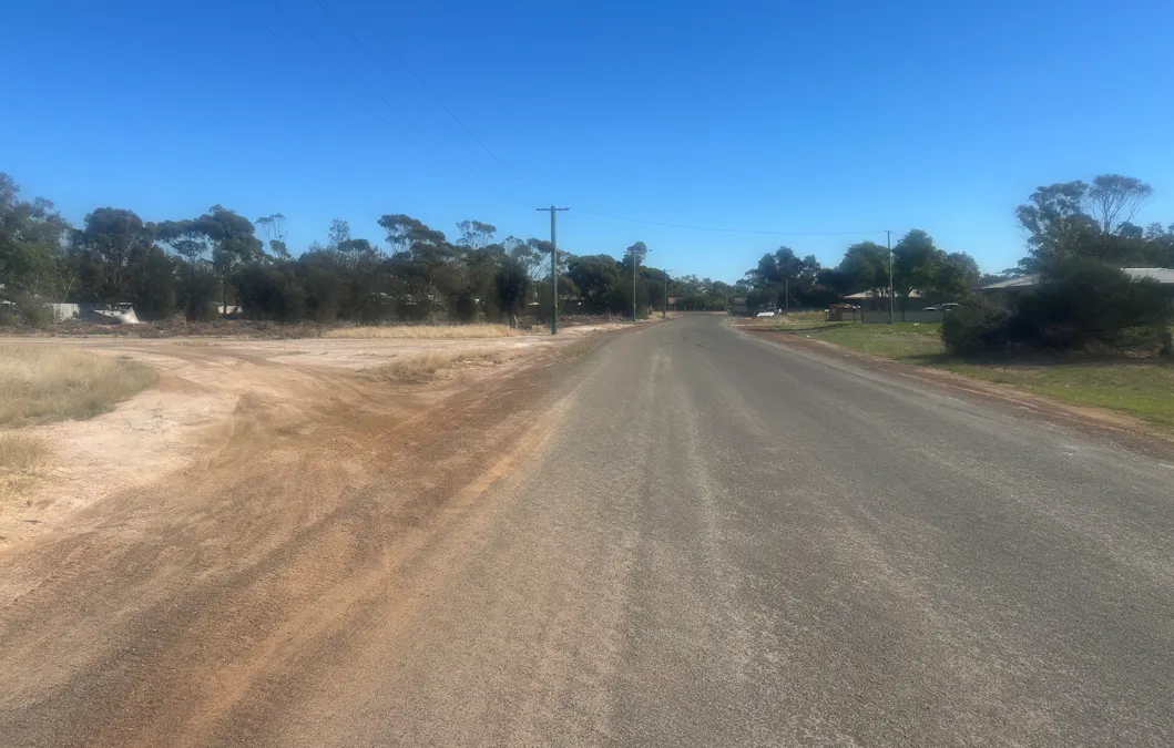 22 Cullen Street, Katanning, WA, 6317 - Image 6