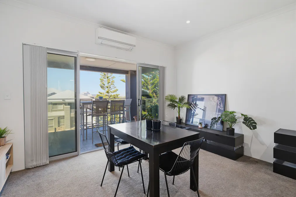 9/49 Palisades Boulevard, Secret Harbour, WA, 6173 - Image 12