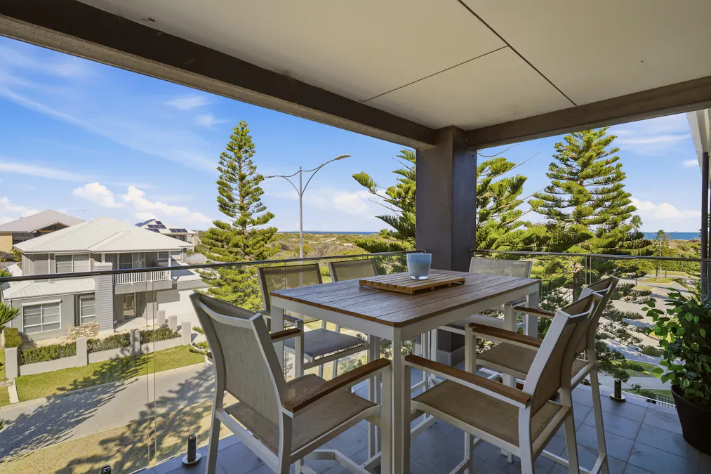 9/49 Palisades Boulevard, Secret Harbour, WA, 6173 - Image 21
