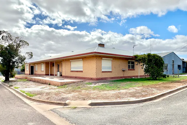 10 Enright Street — photo from Elders Real Estate Wudinna