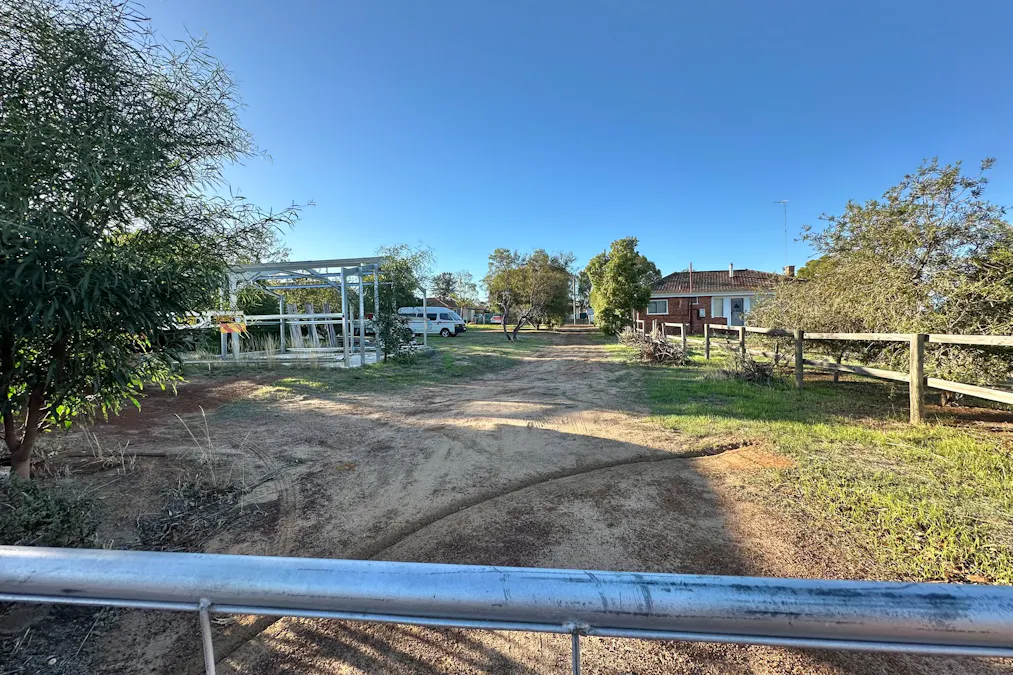 23 Taylor Street, Dumbleyung, WA, 6350 - Image 10