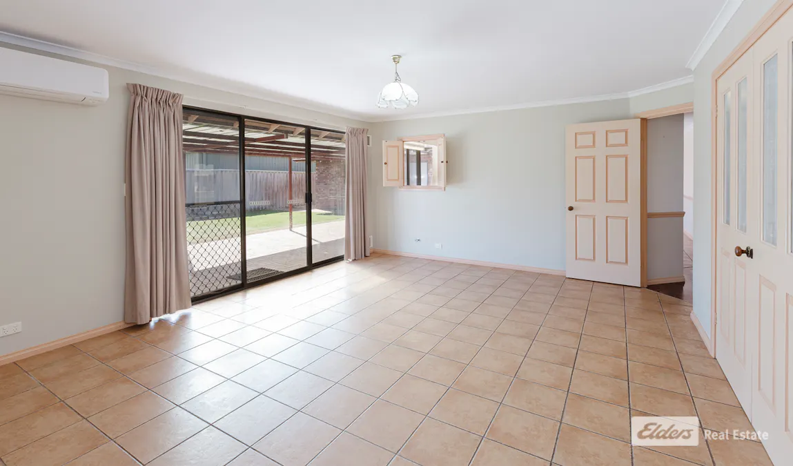 20 Salvado Road, Orana, WA, 6330 - Image 2