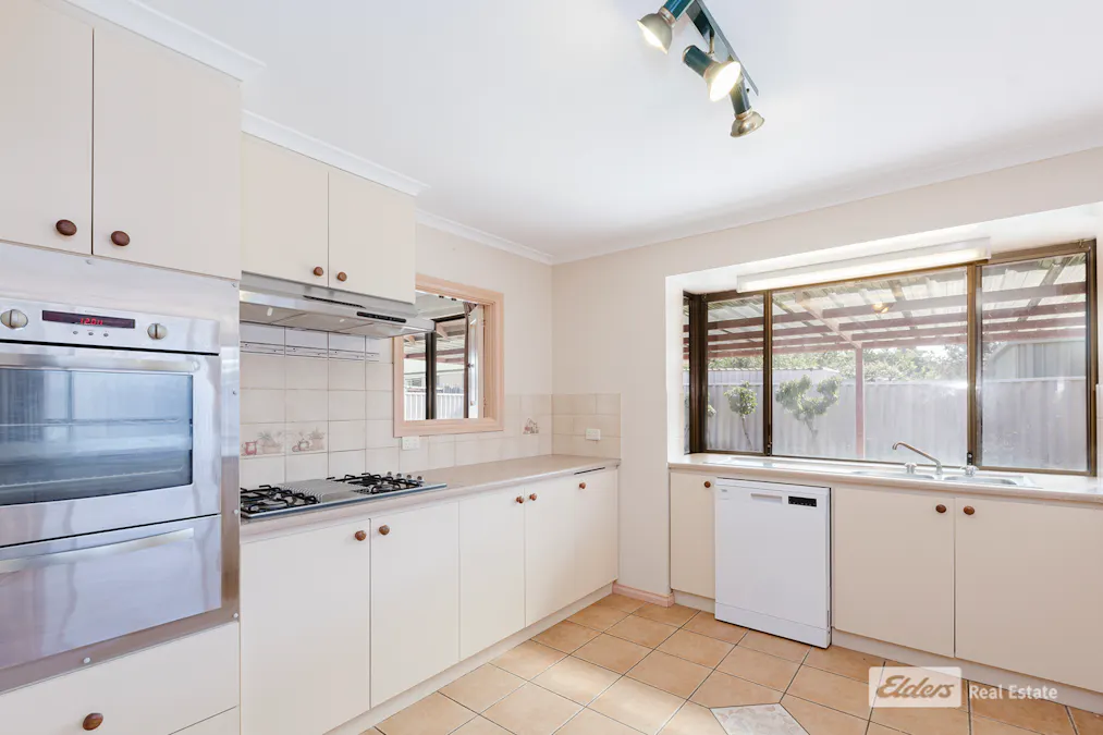 20 Salvado Road, Orana, WA, 6330 - Image 8