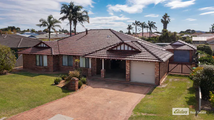 20 Salvado Road, Orana, WA, 6330 - Image 1