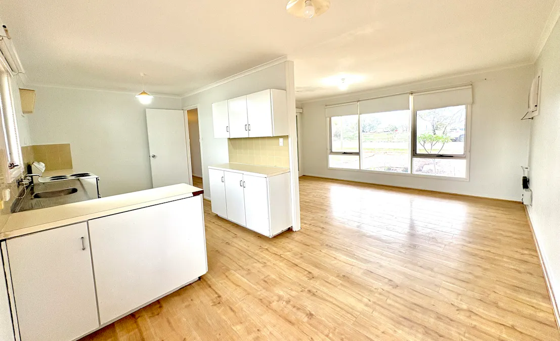 4 Turley Street, Wudinna, SA, 5652 - Image 2