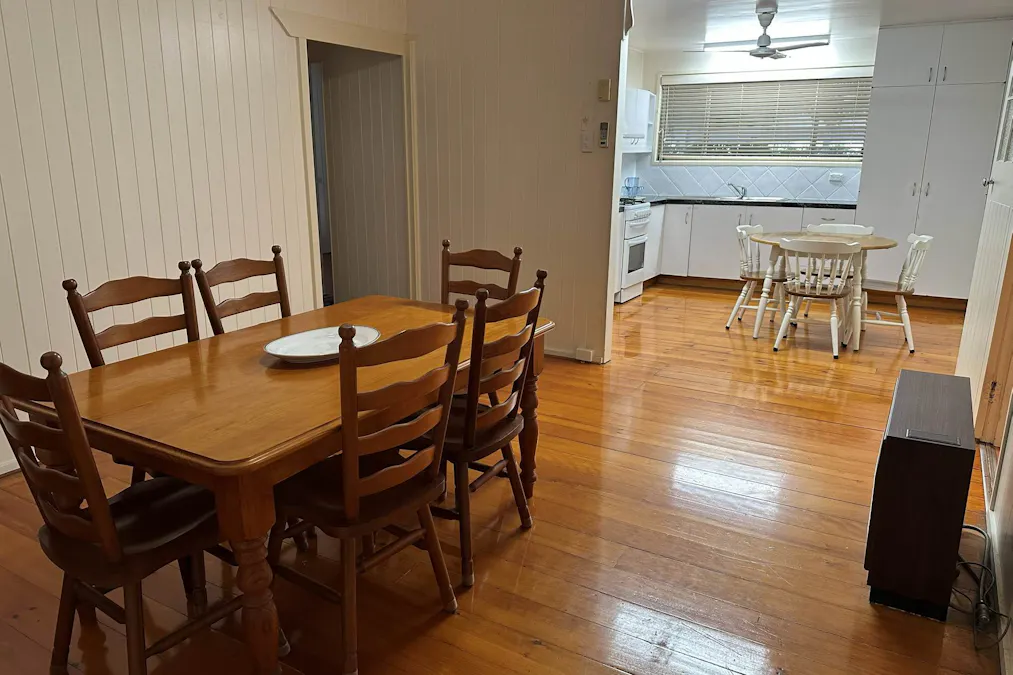 52  Pratten Street, Dalby, QLD, 4405 - Image 8