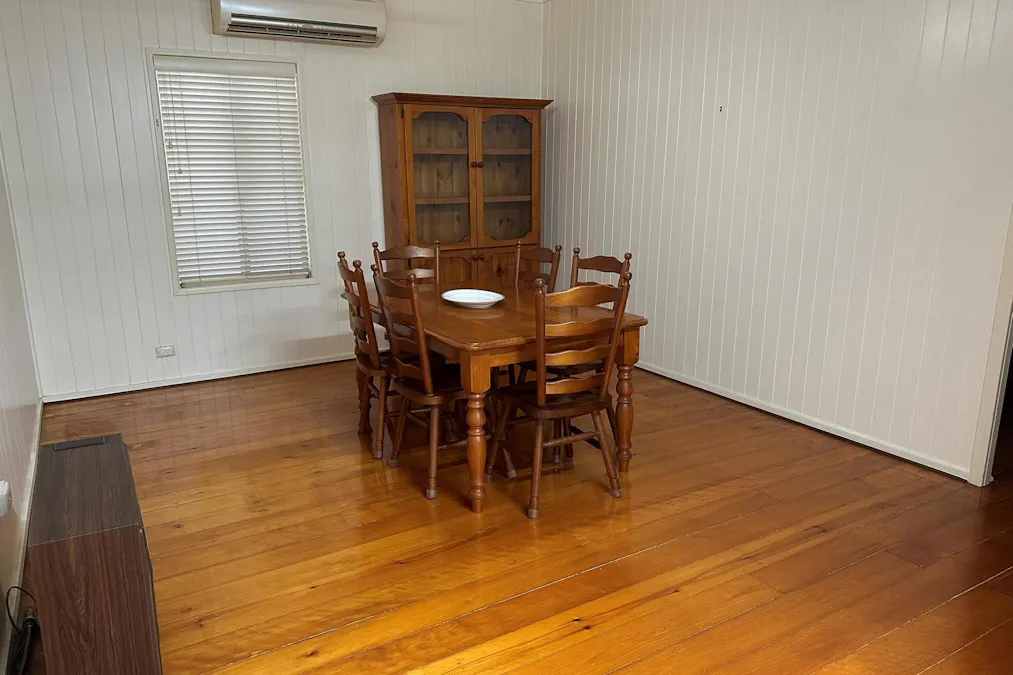 52  Pratten Street, Dalby, QLD, 4405 - Image 9