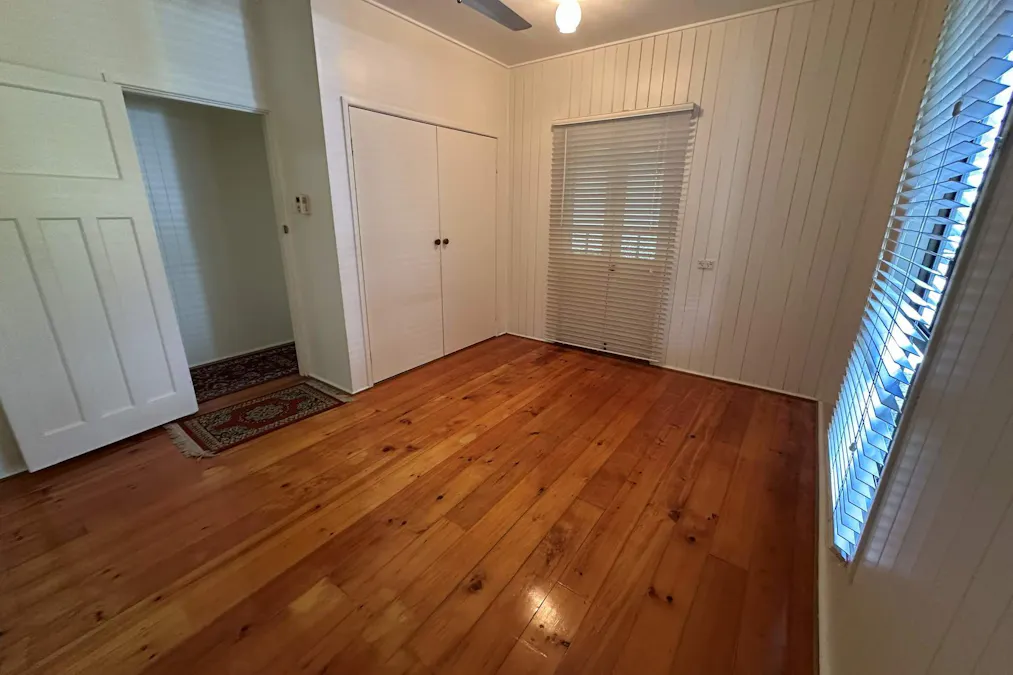 52  Pratten Street, Dalby, QLD, 4405 - Image 11