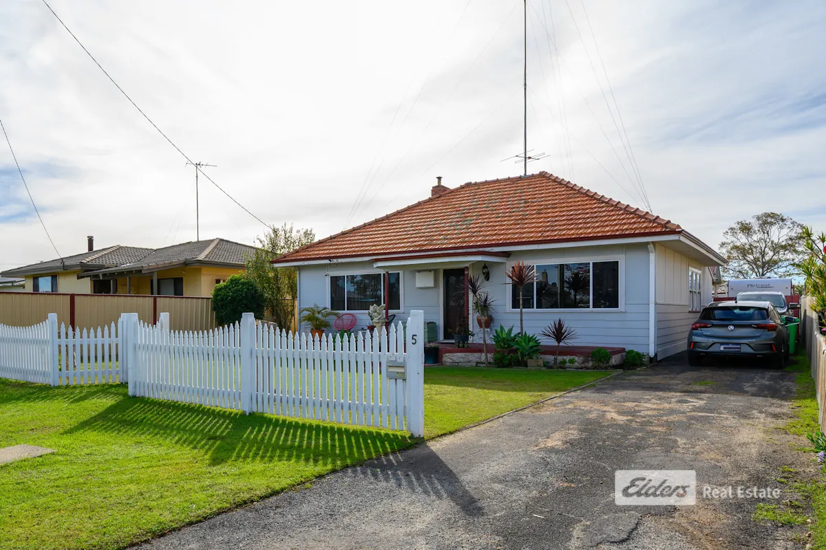 5 Castle Street — photo 17 of 18