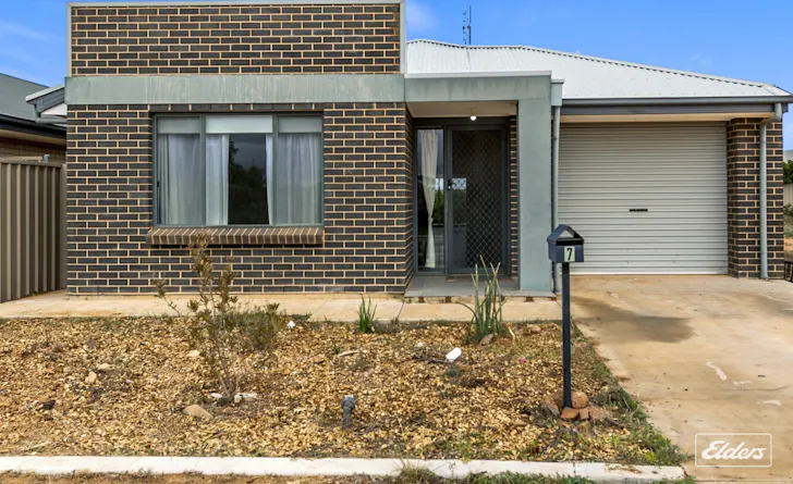 7 Gale Street, Whyalla Jenkins, SA, 5609 - Image 1