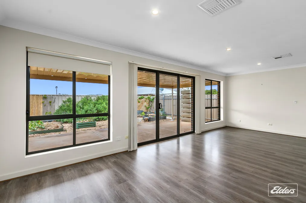 7 Gale Street, Whyalla Jenkins, SA, 5609 - Image 4