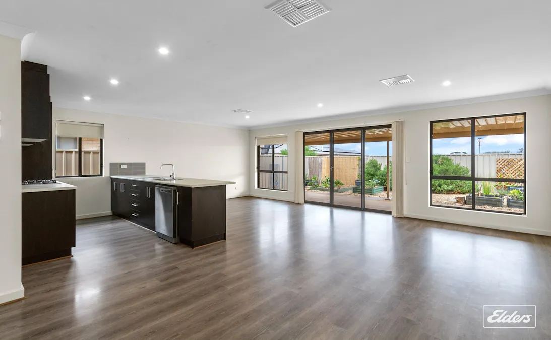 7 Gale Street, Whyalla Jenkins, SA, 5609 - Image 3
