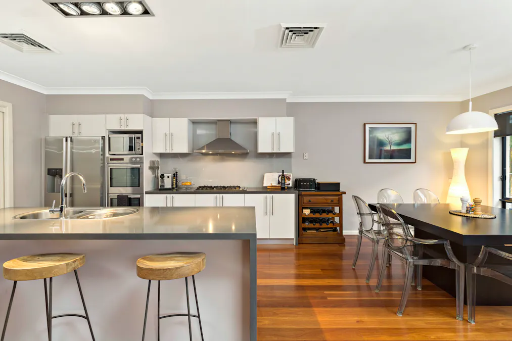 8 Alma Avenue, Campsie, NSW, 2194 - Image 5