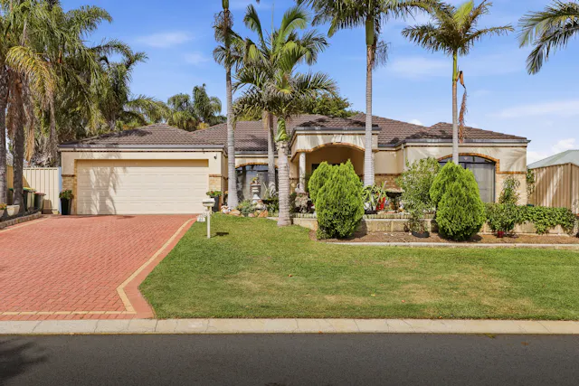 61 Huxtable Terrace — photo from Elders Real Estate Rockingham & Baldivis