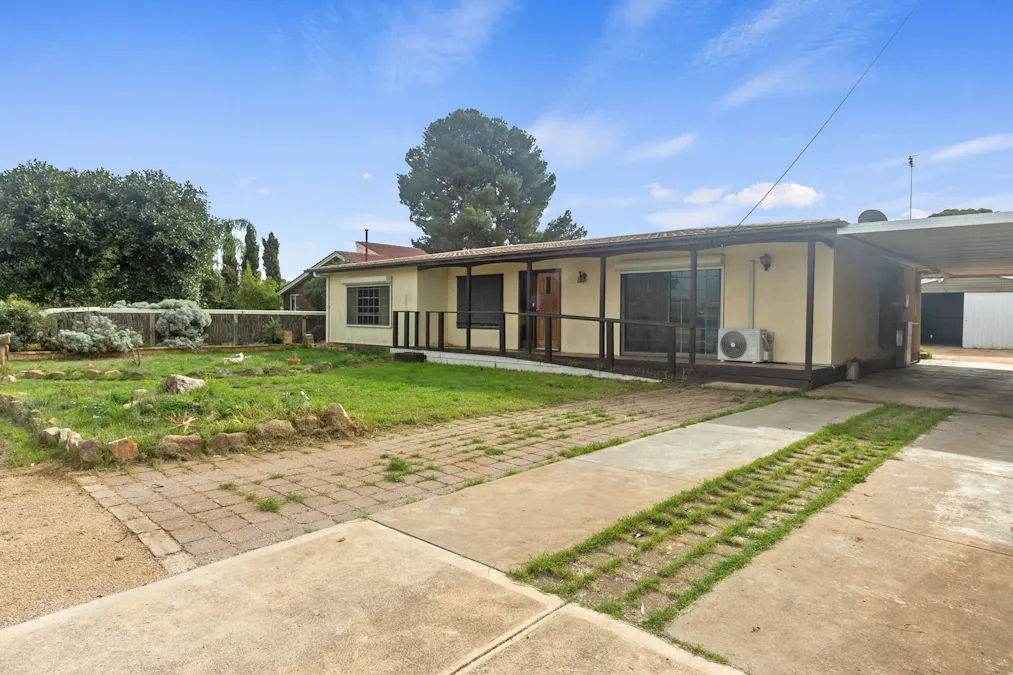 27 Walsh Street, Balaklava, SA, 5461 - Image 1