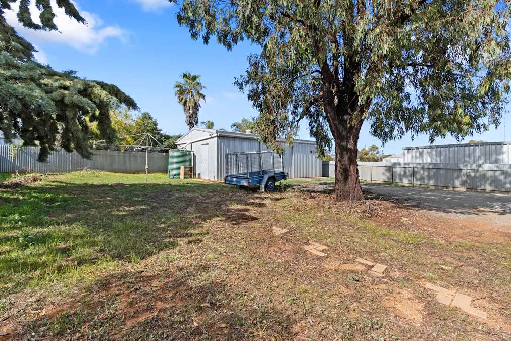 4 Lewis Street, Burra, SA, 5417 - Image 12