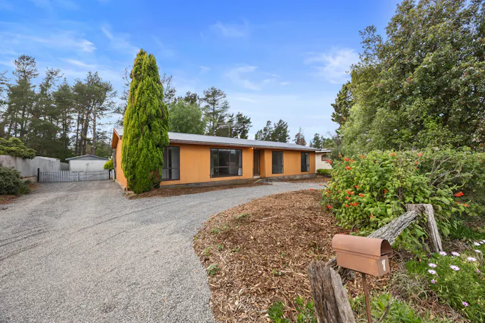 7 Illman Avenue, Murray Bridge, SA, 5253 - Image 1