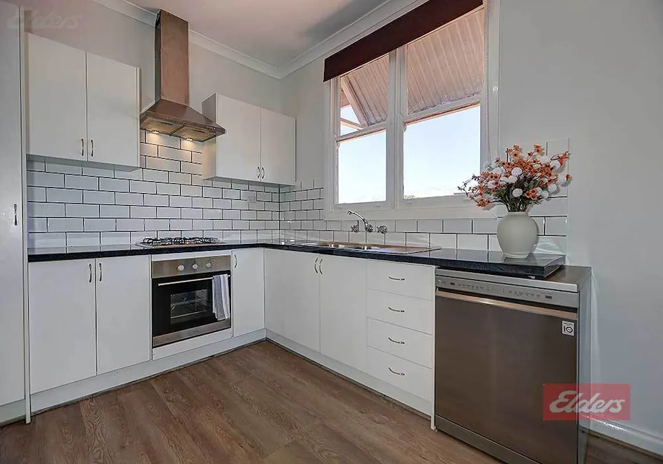 16 Fox Street, Narrogin, WA, 6312 - Image 6