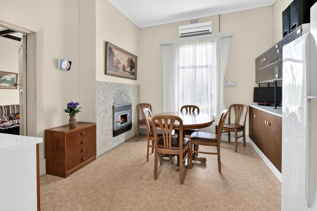 20 Dunstan Road, Waikerie, SA, 5330 - Image 4