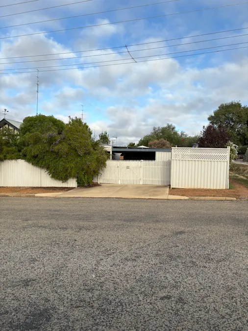 22 Mcartney Street, York, WA, 6302 - Image 2