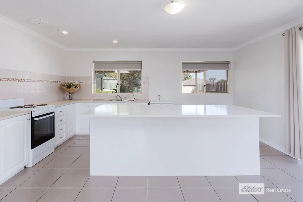 16 Meananger Crescent, Bayonet Head, WA, 6330 - Image 6