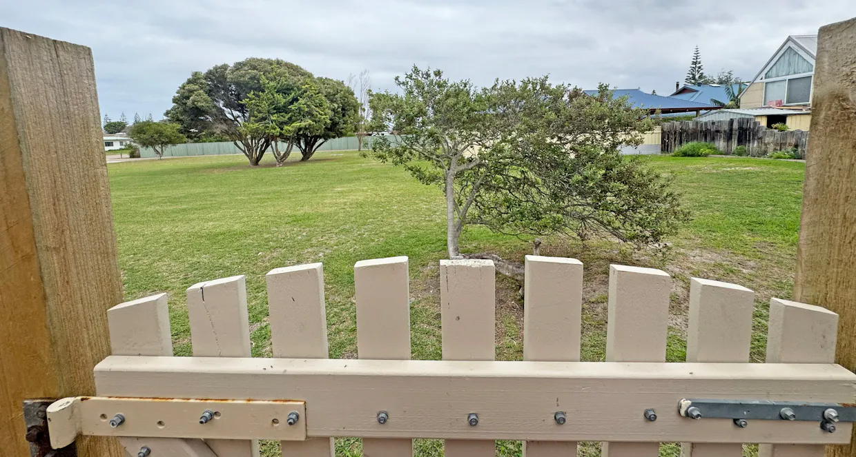 2 McGinn Place, Castletown, WA, 6450 - Image 22