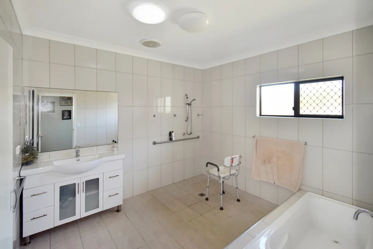 17-19 Usher Road — photo 12 of 26