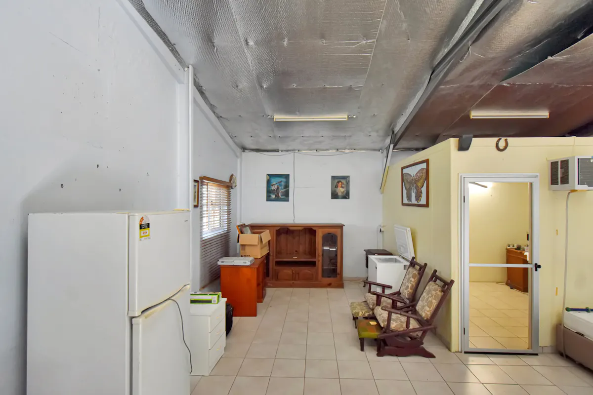 17-19 Usher Road — photo 17 of 26