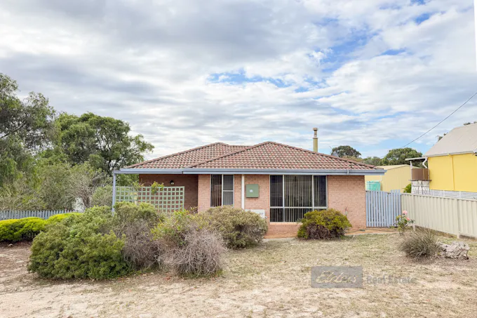 17 John Street, Bremer Bay, WA, 6338 - Image 1