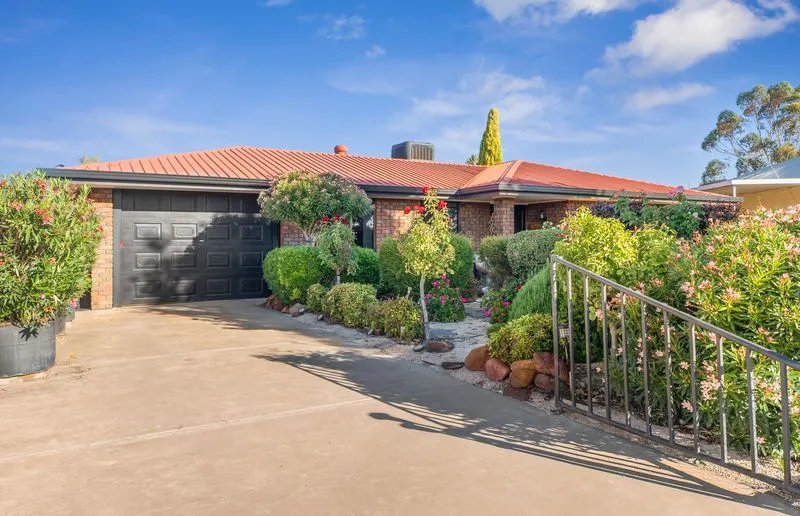 6 Woodhouse Crescent, Glossop, SA, 5344 - Image 2