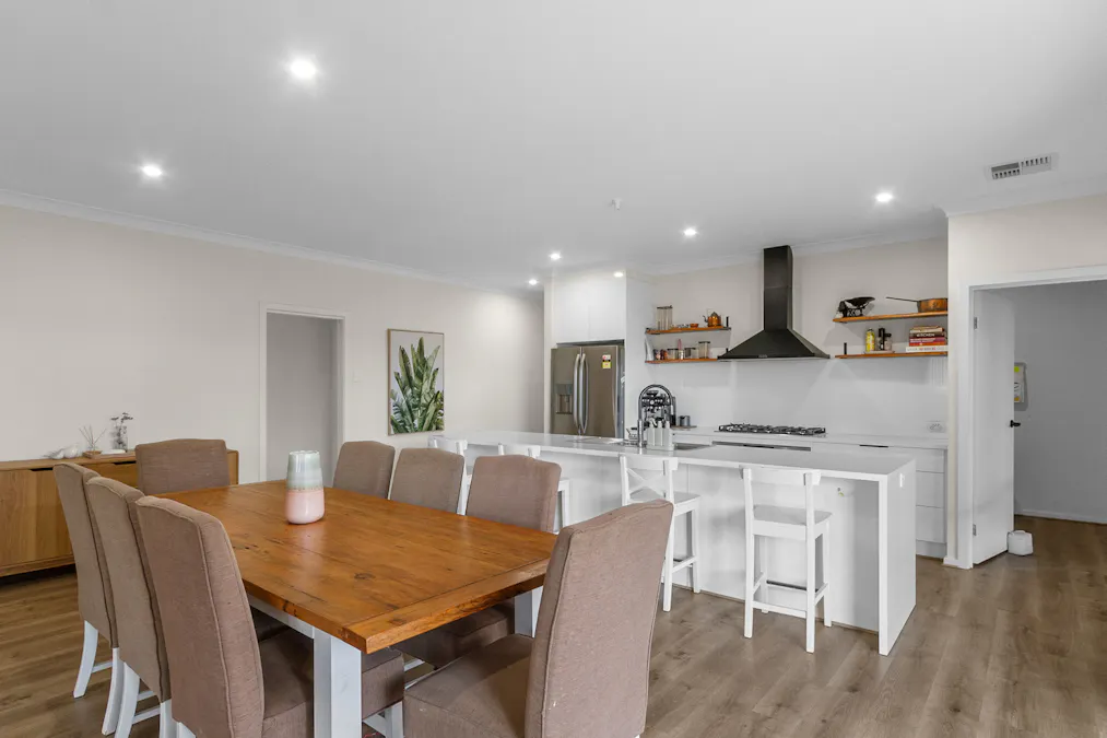 17 Cook Avenue, Blyth, SA, 5462 - Image 4